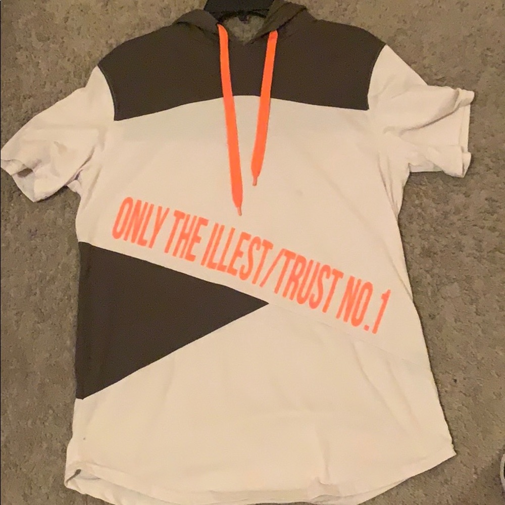 Carbon shirt/hoodie